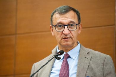 Norberto González